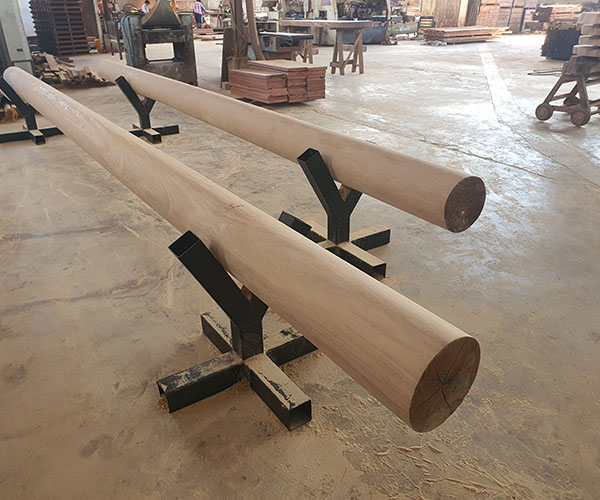 BALAU WOODEN POLE